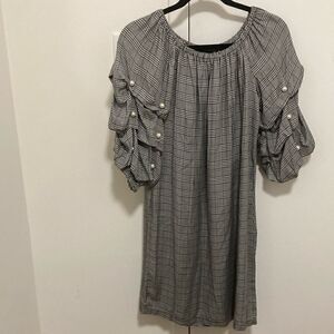 MSK Petite Dress, Black & White Houndstooth Ruched Sleeves with Pearls. Size S.